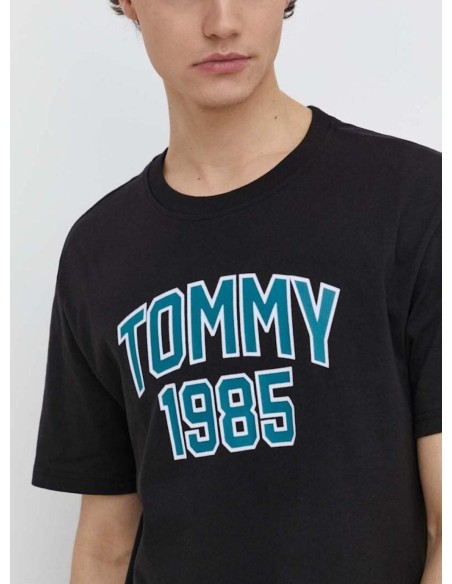 TOMMY JEANS T-SHIRT UOMO REG TOMMY VARSIT