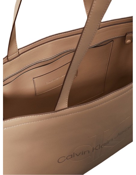 CALVIN KLEIN DONNA SCULPTED SLIM TOTE34           