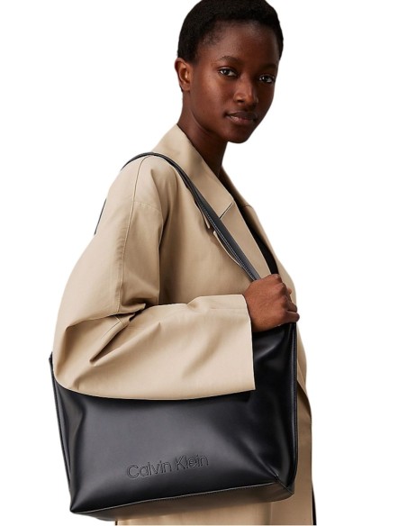 CALVIN KLEIN BORSA DONNA EMBOSSED LOGO MEDIUM TOTE