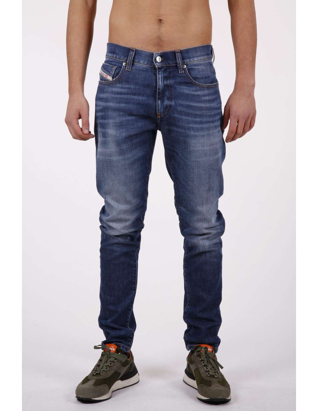 Men's Dark Wash Jeans